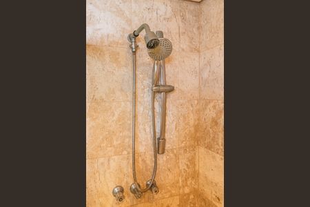 Apartamento para alugar com 250m², 4 quartos e 4 vagasBanheiro da Suíte 1