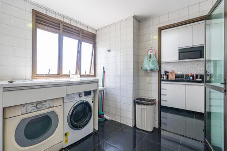 Apartamento para alugar com 250m², 4 quartos e 4 vagasÁrea de Serviço