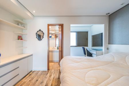 Apartamento para alugar com 250m², 4 quartos e 4 vagasSuíte 1