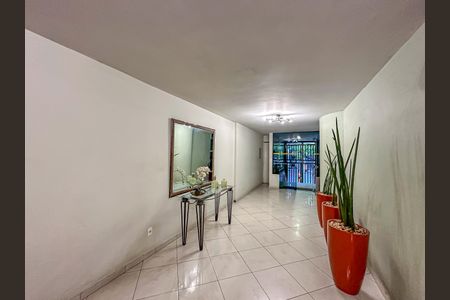 Apartamento à venda com 80m², 3 quartos e 1 vaga Apartamento à venda com 80m², 3 quartos e 1 vagaHall de Entrada