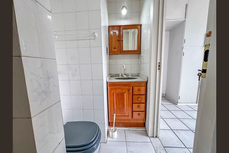 Apartamento à venda com 80m², 3 quartos e 1 vaga Apartamento à venda com 80m², 3 quartos e 1 vagaBanheiro da Suíte
