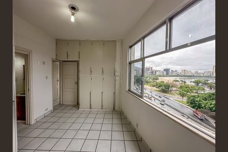 Apartamento à venda com 80m², 3 quartos e 1 vaga Apartamento à venda com 80m², 3 quartos e 1 vagaSuíte