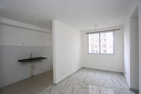 Sala de apartamento para alugar com 2 quartos, 44m² em Jardim Monte Alegre, Taboão da Serra