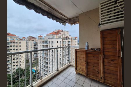 Apartamento para alugar com 90m², 3 quartos e 2 vagasVaranda