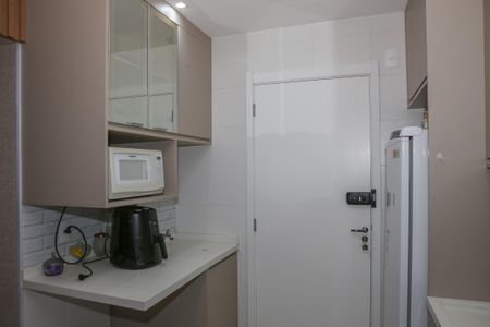 Apartamento à venda com 44m², 2 quartos e sem vaga Apartamento à venda com 44m², 2 quartos e sem vagaCozinha e Área de Serviço