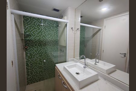 Apartamento à venda com 76m², 3 quartos e 1 vaga Apartamento à venda com 76m², 3 quartos e 1 vagaBanheiro Suite