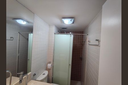 Apartamento à venda com 76m², 3 quartos e 1 vaga Apartamento à venda com 76m², 3 quartos e 1 vagaBanheiro Social