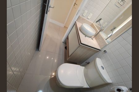 Apartamento à venda com 76m², 3 quartos e 1 vaga Apartamento à venda com 76m², 3 quartos e 1 vagaBanheiro Social