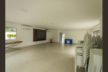 Apartamento à venda com 76m², 3 quartos e 1 vaga Apartamento à venda com 76m², 3 quartos e 1 vagaSalao de Festa