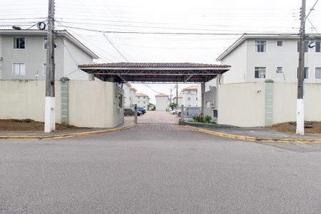 Fachada do Condomínio de apartamento para alugar com 3 quartos, 60m² em Uberaba, Curitiba