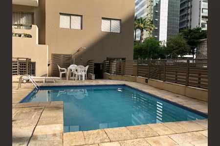 Apartamento à venda com 36m², 1 quarto e 1 vagaÁrea comum - Piscina