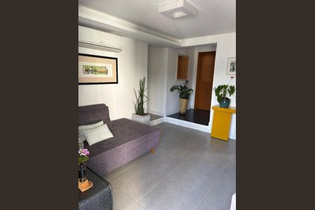 Apartamento à venda com 169m², 4 quartos e 3 vagasFoto 01