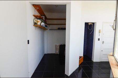 Apartamento à venda com 90m², 2 quartos e 1 vagaÁrea de Serviço