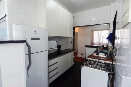 Apartamento à venda com 90m², 2 quartos e 1 vagaCozinha