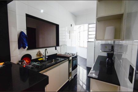 Apartamento à venda com 90m², 2 quartos e 1 vagaCozinha