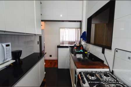 Apartamento à venda com 90m², 2 quartos e 1 vagaCozinha