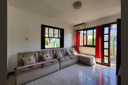 Casa para alugar com 115m², 2 quartos e 2 vagasSala