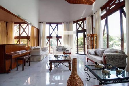 Casa para alugar com 700m², 7 quartos e 4 vagasSala