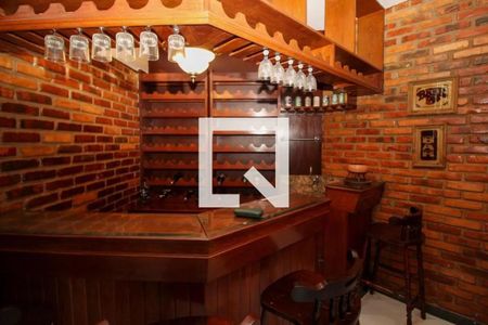 Casa para alugar com 700m², 7 quartos e 4 vagasBar