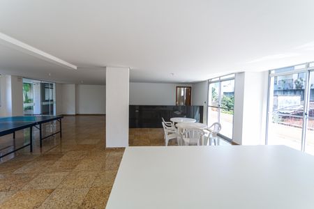 Apartamento à venda com 175m², 4 quartos e 4 vagasÁrea comum - Salão de festas/Sala de Jogos