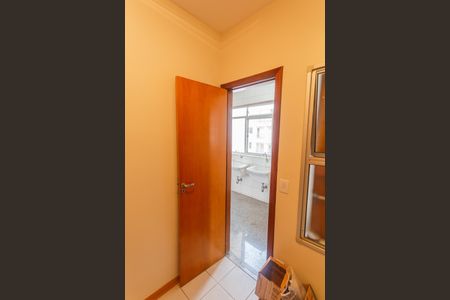 Apartamento à venda com 175m², 4 quartos e 4 vagasQuarto de Serviço