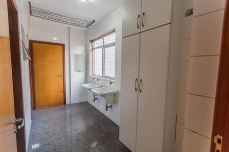 Apartamento à venda com 175m², 4 quartos e 4 vagasÁrea de Serviço
