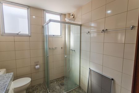 Apartamento à venda com 175m², 4 quartos e 4 vagasBanheiro da Suíte 1