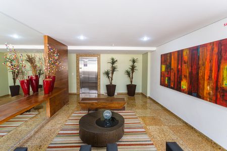 Apartamento à venda com 175m², 4 quartos e 4 vagasHall de entrada