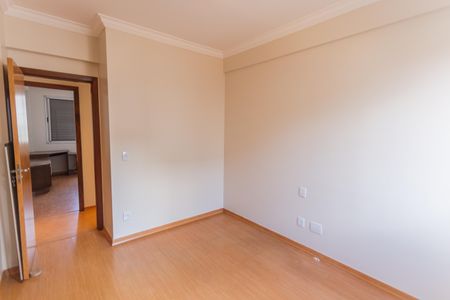 Apartamento à venda com 175m², 4 quartos e 4 vagasSuíte 2