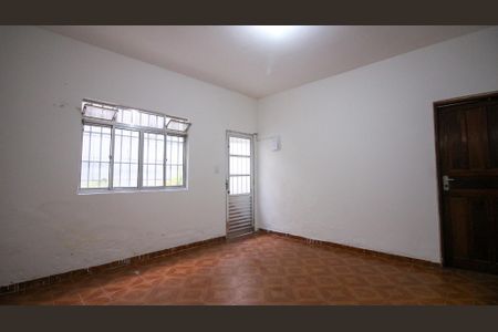 Sala de casa para alugar com 2 quartos, 150m² em Parque dos Bancarios, São Paulo