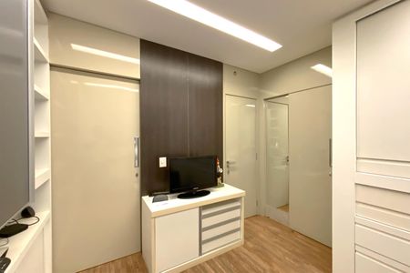 Apartamento à venda com 160m², 4 quartos e 4 vagasQuarto 2