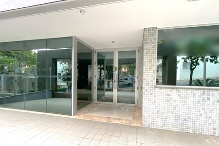 Apartamento à venda com 160m², 4 quartos e 4 vagasÁrea comum - Entrada