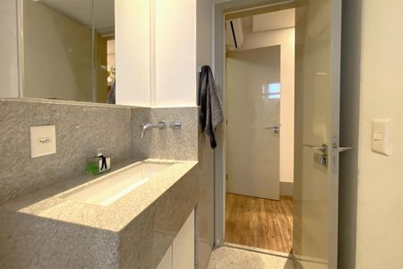 Apartamento à venda com 160m², 4 quartos e 4 vagasBanheiro