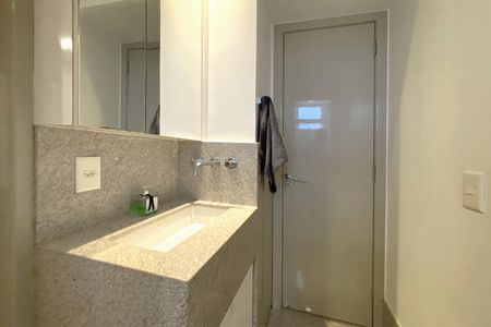 Apartamento à venda com 160m², 4 quartos e 4 vagasBanheiro