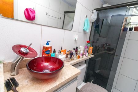 Apartamento à venda com 42m², 2 quartos e 1 vagaBanheiro Social