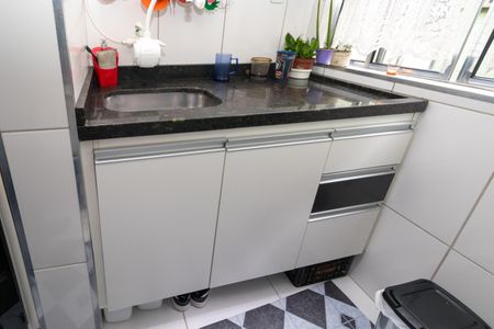 Apartamento à venda com 42m², 2 quartos e 1 vagaCozinha e Área de Serviço