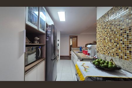 Apartamento para alugar com 144m², 3 quartos e 4 vagasCozinha