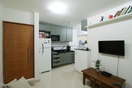 Sala/Cozinha/Área de Serviço de apartamento à venda com 2 quartos, 41m² em Parada Inglesa, São Paulo