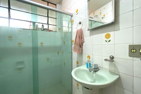 Apartamento à venda com 70m², 2 quartos e sem vagaBanheiro