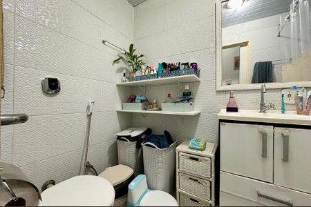 Apartamento à venda com 53m², 2 quartos e sem vaga Apartamento à venda com 53m², 2 quartos e sem vagaBanheiro