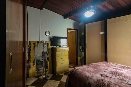Casa à venda com 150m², 3 quartos e 2 vagasSuíte