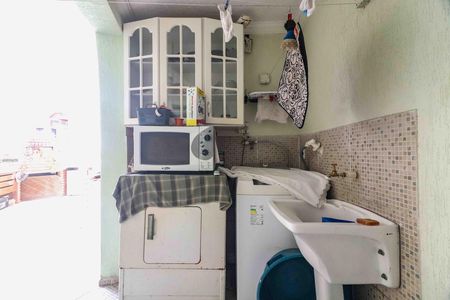 Casa à venda com 150m², 3 quartos e 2 vagasLavanderia