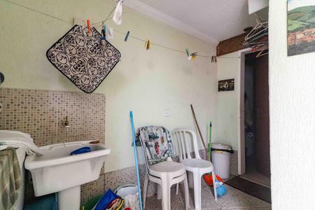 Casa à venda com 150m², 3 quartos e 2 vagasLavanderia