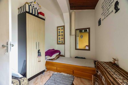 Casa à venda com 150m², 3 quartos e 2 vagasQuarto 