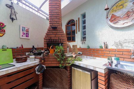 Casa à venda com 150m², 3 quartos e 2 vagasChurrasqueira