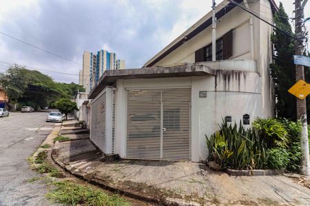Casa à venda com 150m², 3 quartos e 2 vagasFachada.