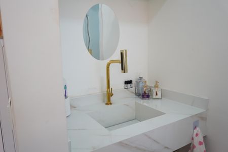 Apartamento para alugar com 32m², 2 quartos e sem vagaBanheiro