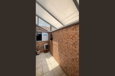 Apartamento à venda com 75m², 2 quartos e 2 vagas Apartamento à venda com 75m², 2 quartos e 2 vagasÁrea de Serviço