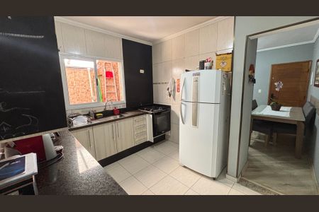Apartamento à venda com 75m², 2 quartos e 2 vagas Apartamento à venda com 75m², 2 quartos e 2 vagasCozinha