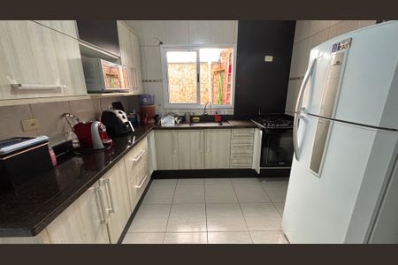 Apartamento à venda com 75m², 2 quartos e 2 vagas Apartamento à venda com 75m², 2 quartos e 2 vagasCozinha